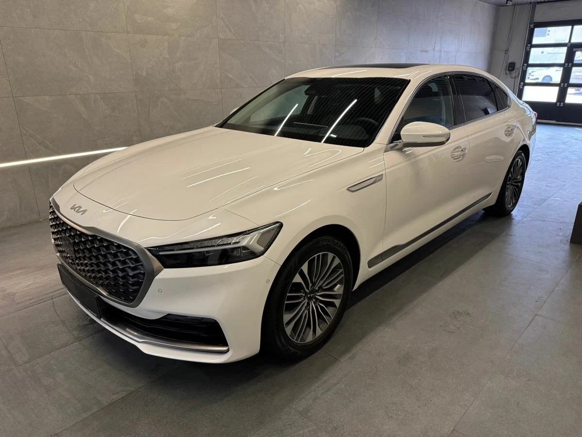 KIA K9 с автосалона по цене от 4 200 000 рублей