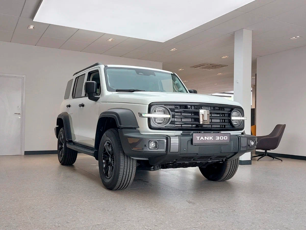 Tank 300 по цене от 2 280 000 рублей